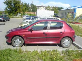 1999 Peugeot 206 Photos