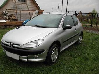 1999 Peugeot 206 Photos