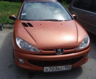 2000 Peugeot 206 Photos