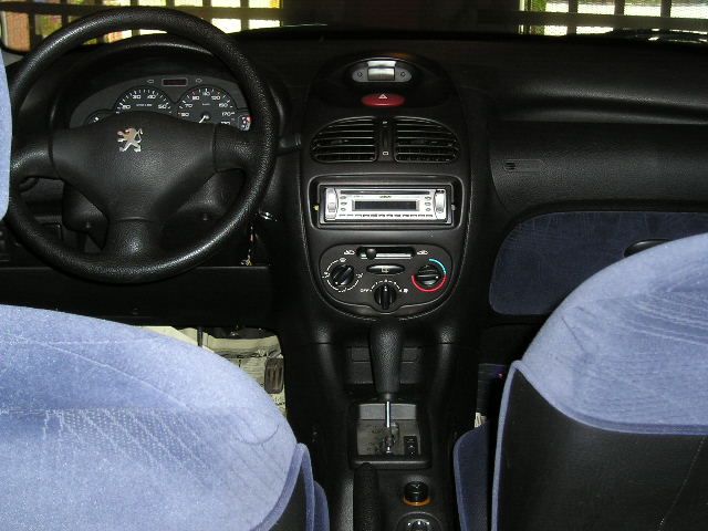 2001 Peugeot 206