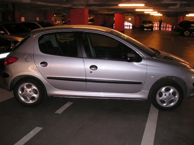 2001 Peugeot 206