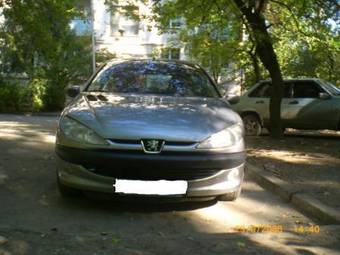 2001 Peugeot 206 Pictures