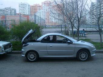 2001 Peugeot 206 Photos