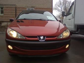 2002 Peugeot 206 Pictures