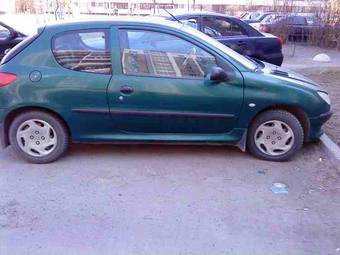 2002 Peugeot 206 Pictures