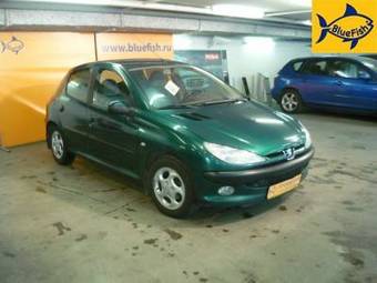 2002 Peugeot 206 Photos