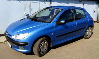 2002 Peugeot 206 Pictures