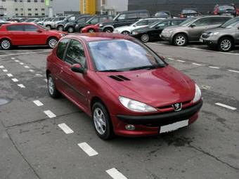 2002 Peugeot 206 Photos