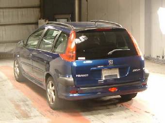 2002 Peugeot 206 Pictures