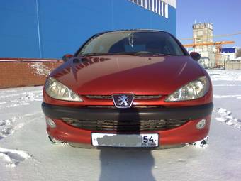 2003 Peugeot 206 Photos