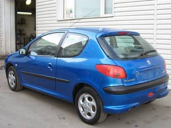 2003 Peugeot 206 Pictures