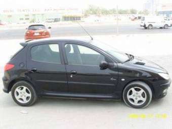 2004 Peugeot 206 Pictures