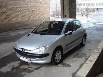 2004 Peugeot 206 Pictures