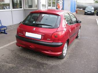 2004 Peugeot 206 Pictures