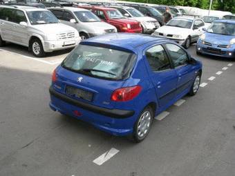 2004 Peugeot 206 Pictures