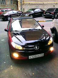 2004 Peugeot 206 Pictures