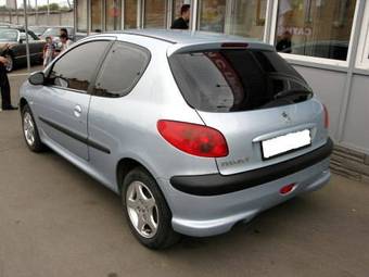 2004 Peugeot 206 Pictures