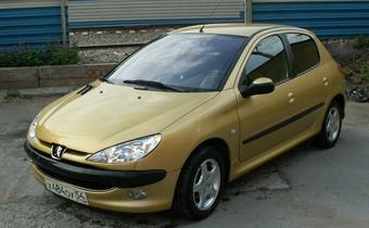 2004 Peugeot 206 Photos