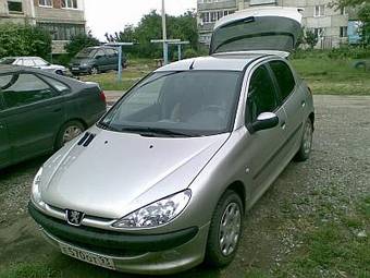 2005 Peugeot 206 Pictures