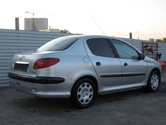 2006 Peugeot 206 Photos