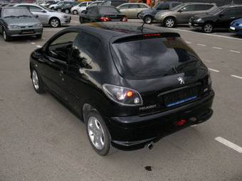 2006 Peugeot 206 Photos
