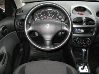 2007 Peugeot 206 Pictures