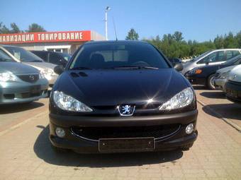 2008 Peugeot 206 Photos
