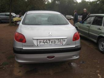 2008 Peugeot 206 Photos