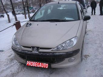 2008 Peugeot 206 Photos