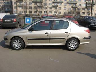 2008 Peugeot 206 Pictures