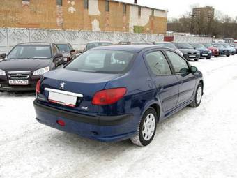 2008 Peugeot 206 Photos