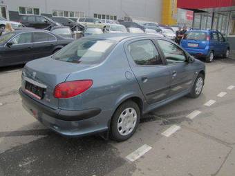 2008 Peugeot 206 Photos