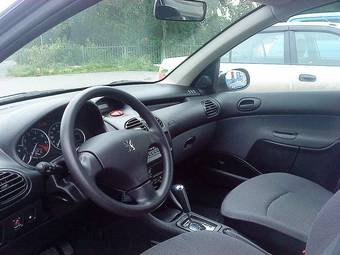 2008 Peugeot 206 Sedan Pictures