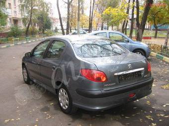 2008 Peugeot 206 Sedan Photos