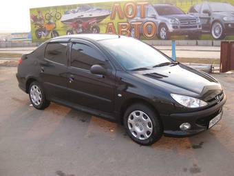 2008 Peugeot 206 Sedan Photos