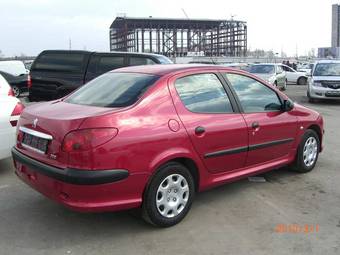 2008 Peugeot 206 Sedan Photos