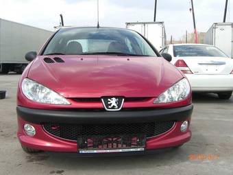 2008 Peugeot 206 Sedan Pictures