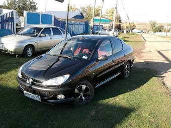 2008 Peugeot 206 Sedan Photos