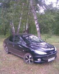 2008 Peugeot 206 Sedan Pictures