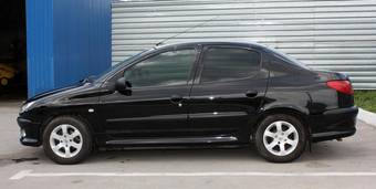 2008 Peugeot 206 Sedan Pictures