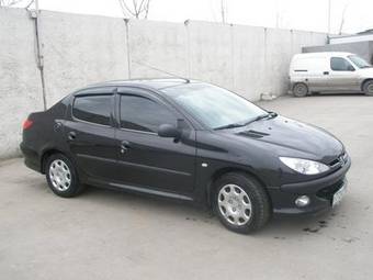 2009 Peugeot 206 Sedan Pictures