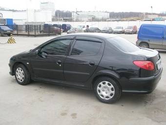 2009 Peugeot 206 Sedan Photos