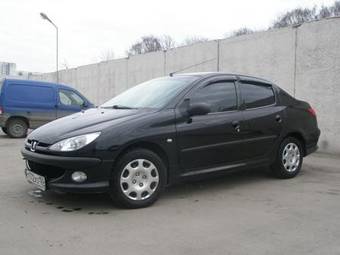 2009 Peugeot 206 Sedan Pictures