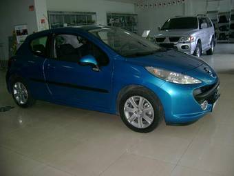 2006 Peugeot 207 Pictures