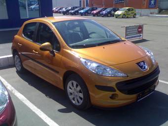 2008 Peugeot 207 Photos