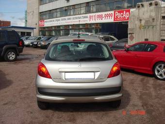 2008 Peugeot 207 Photos