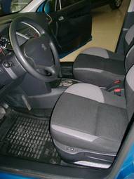 2008 Peugeot 207 Images
