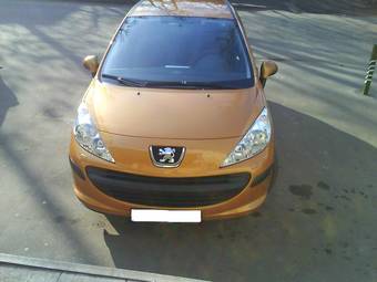 2008 Peugeot 207 Pictures