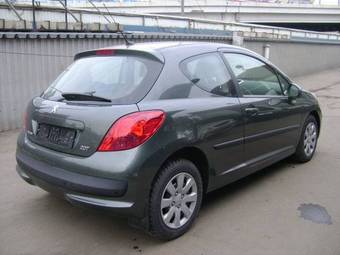 2008 Peugeot 207 Photos