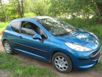 2008 Peugeot 207 Photos